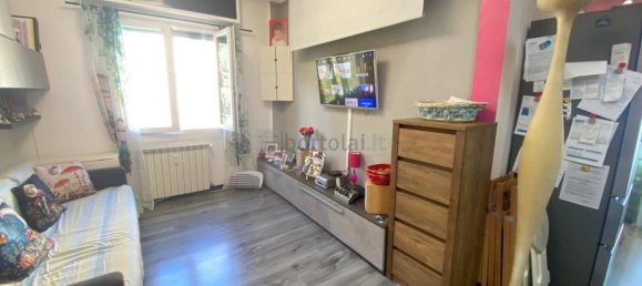 2 Schlafzimmer Wohnung in Genoa, Italy, Nr. 350015 4