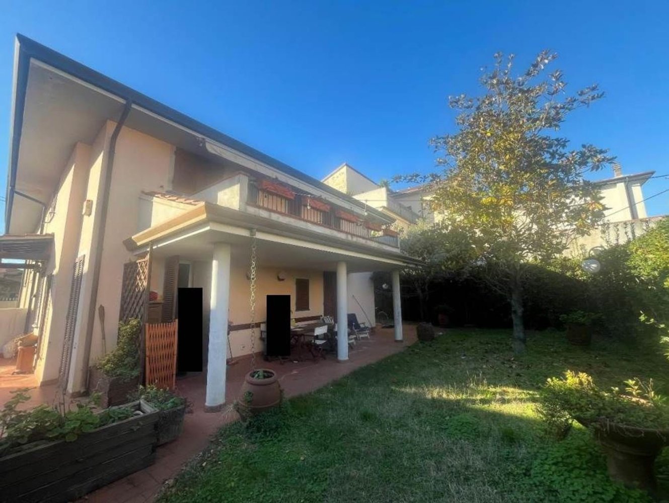 4 bedrooms Villa in Camaiore, Italy No. 382058