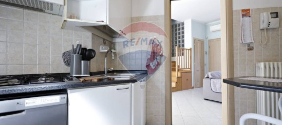 3 غرف نوم فيلا في Monza, Italy رقم 292786 17