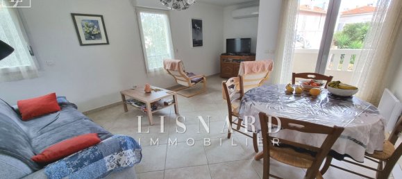 Квартира с 2 спальнями в Валлорис, Франция № 296201 2