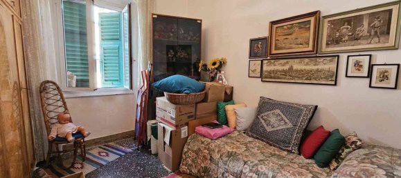 6 rooms Apartment in Genoa, Italy No. 32688 13
