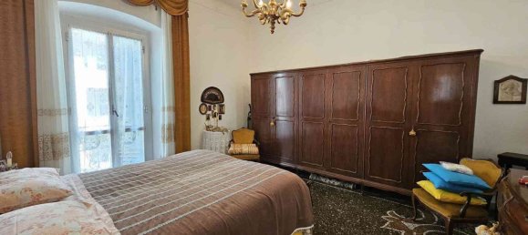 6 rooms Apartment in Genoa, Italy No. 32688 15