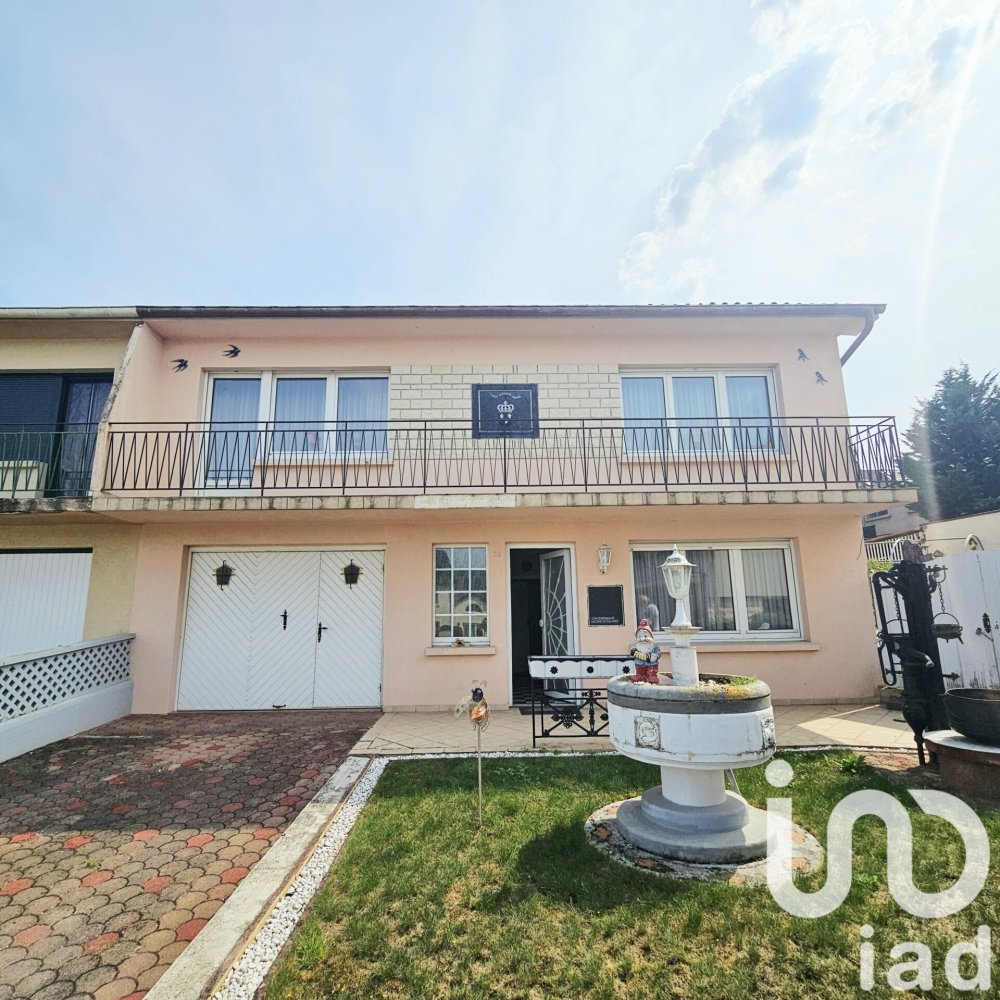 Дом с 3 спальнями в Ютц, Франция № 327600