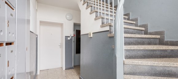 4غرفة منزل ذو طابقين في Dusseldorf, Germany رقم 33378 18