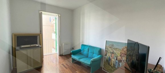 3 rooms Apartment in Molfetta, Italy No. 17814 5