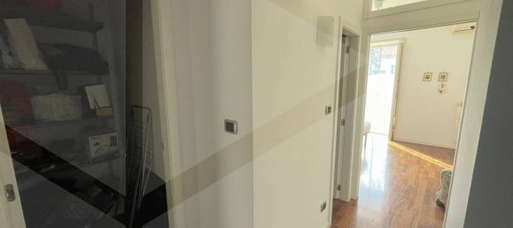 3 rooms Apartment in Molfetta, Italy No. 17814 7