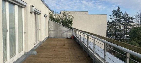 Ático de 3 habitaciónes en Berlin, Germany No. 100388 2