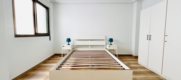 4 bedrooms Apartment in Santa Pola, Spain No. 176270 6