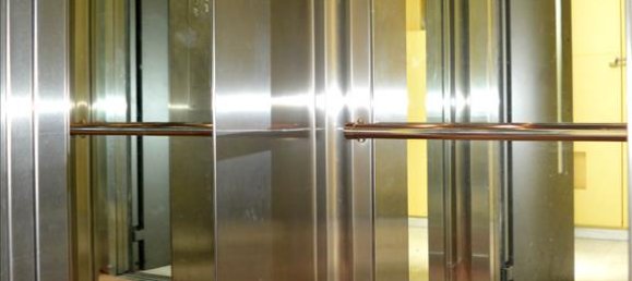 Недвижимость 630м² в Вирон, Греция № 6435 2