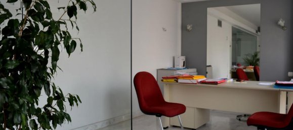 Недвижимость 630м² в Вирон, Греция № 6435 6