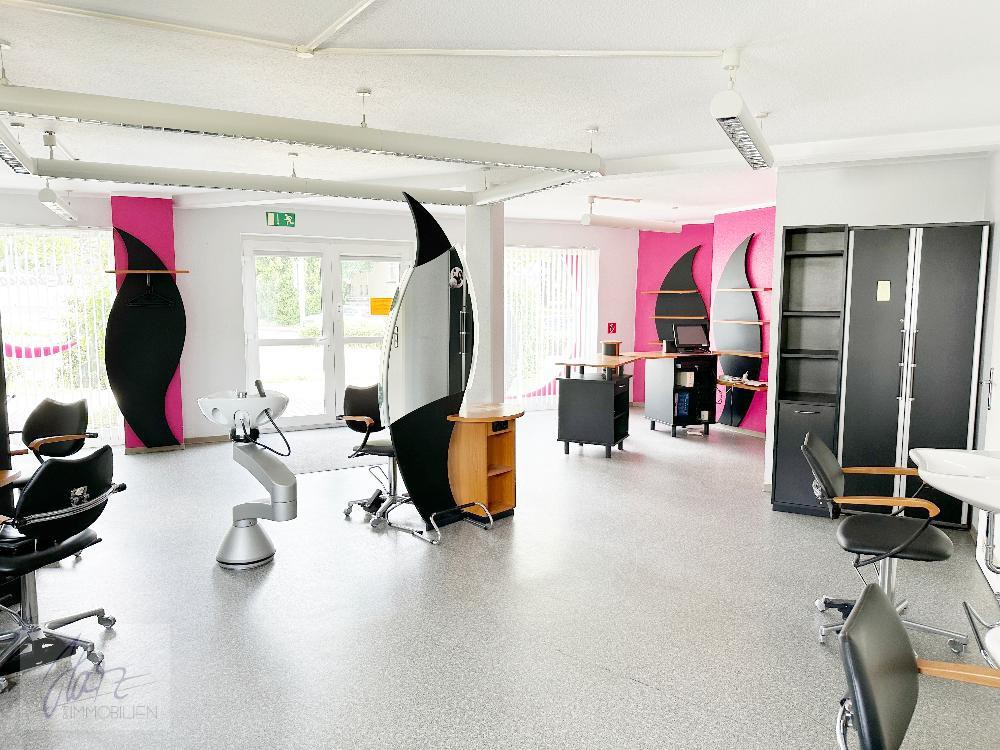 Propiedad comercial en Riesa, Germany No. 254710