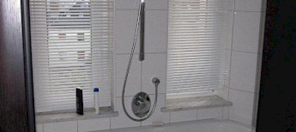 Здание с 15 комнатами в Plauen, Германия № 70187 25