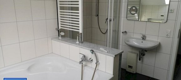 Здание с 15 комнатами в Plauen, Германия № 70187 28