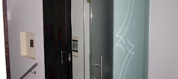 Здание с 15 комнатами в Plauen, Германия № 70187 23