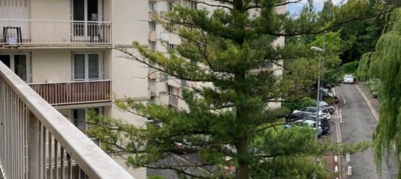 Apartamento de 2 dormitorios en Gagny, France No. 332621 3