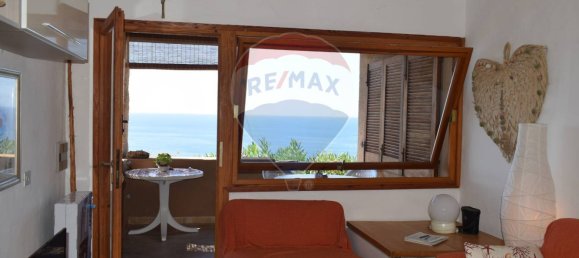 Apartamento T1 em Trinità d'Agultu e Vignola, Italy N.º 223383 3