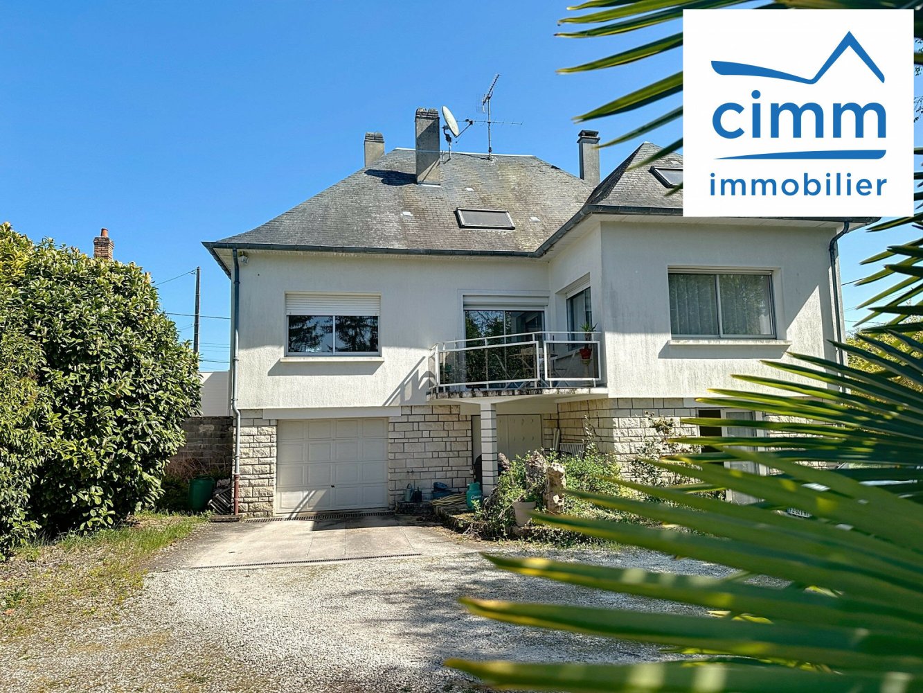 5 bedrooms House in Villemandeur, France No. 157782