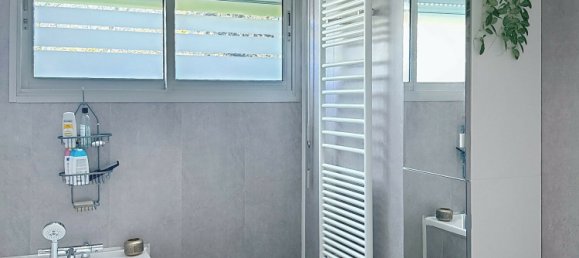 5 bedrooms House in Villemandeur, France No. 157782 12