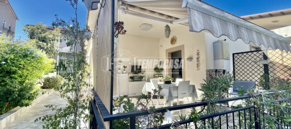 3 bedrooms Apartment in Spoltore, Italy No. 347100 32