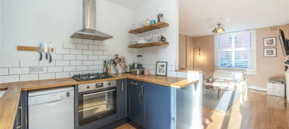 1 bedroom Apartment in London, United Kingdom No. 12806 3