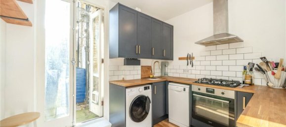 1 bedroom Apartment in London, United Kingdom No. 12806 8