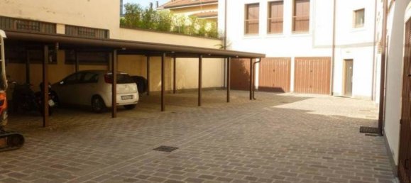 3-salle Appartement à Cesano Maderno, Italy No. 51402 6