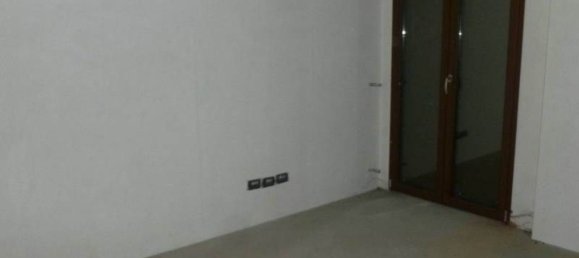3-salle Appartement à Cesano Maderno, Italy No. 51402 25