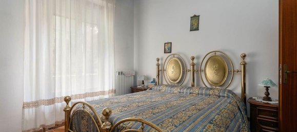 4 rooms Apartment in Poggibonsi, Italy No. 229926 40