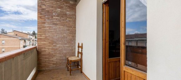 4 rooms Apartment in Poggibonsi, Italy No. 229926 30