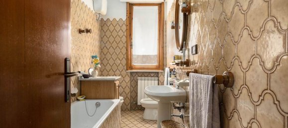 4 rooms Apartment in Poggibonsi, Italy No. 229926 14