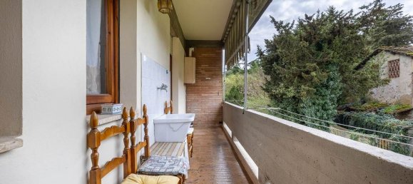 4 rooms Apartment in Poggibonsi, Italy No. 229926 12