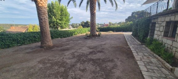 4 bedrooms House in Villa del Prado, Spain No. 172943 2