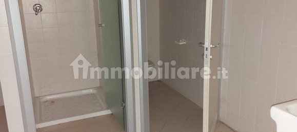 مستودع في Cavour, Italy 2000متر مربع رقم 317320 6