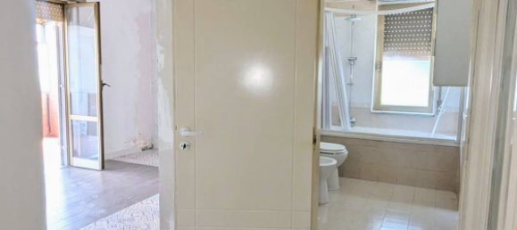 1 bedroom Apartment in Naples, Italy No. 74257 11