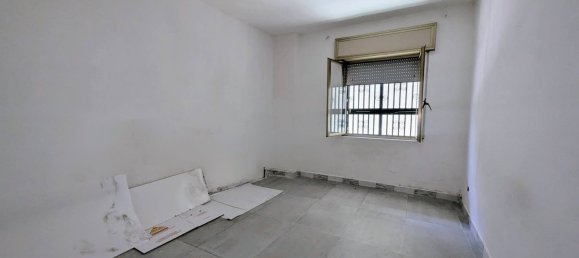 1 bedroom Apartment in Naples, Italy No. 74257 5