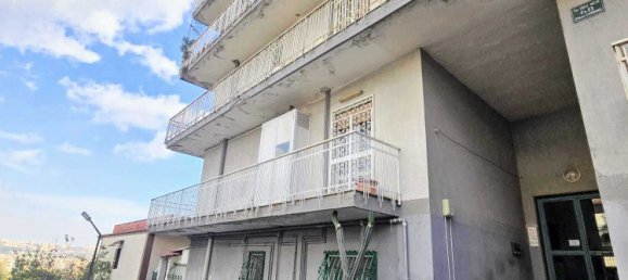 1 bedroom Apartment in Naples, Italy No. 74257 3