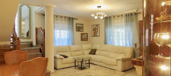 3 bedrooms Villa in Villamartin, Spain No. 287472 10