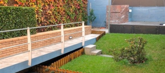 Дом с 4 спальнями в Порту, Португалия № 130572 2