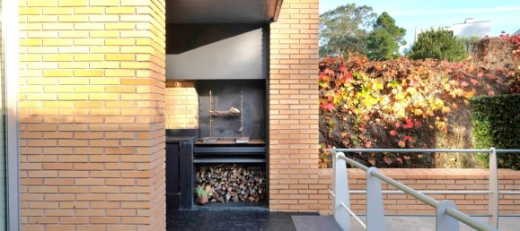 Дом с 4 спальнями в Порту, Португалия № 130572 4