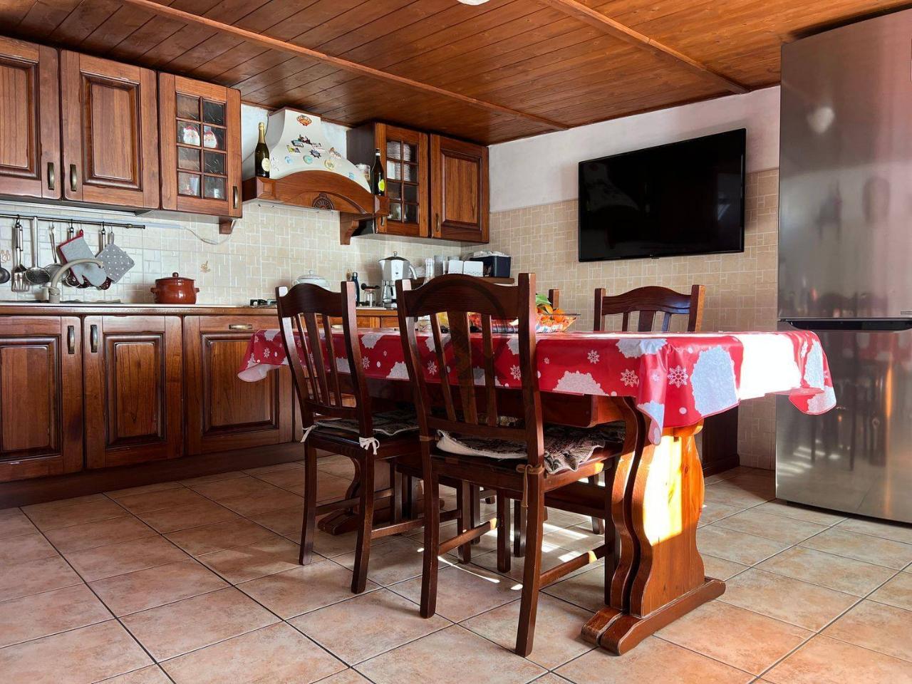 Вилла с 5 комнатами в Андрия, Италия № 148193