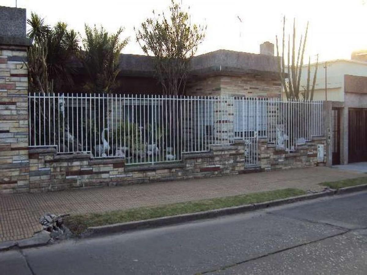 Grundstück in Bermudez, Argentina, Nr. 38690