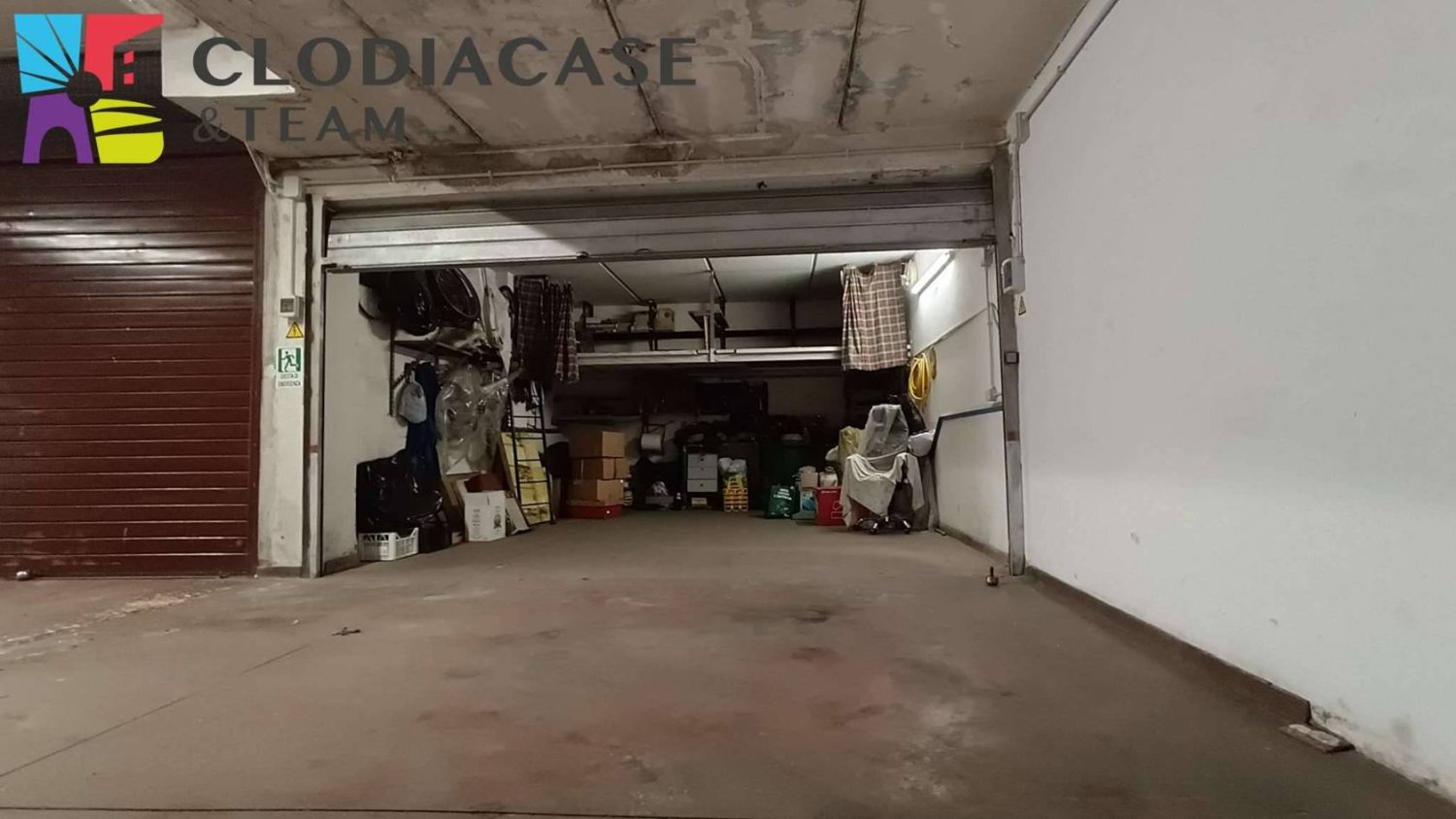 30m² Warehouse in Rome, Italy No. 391072