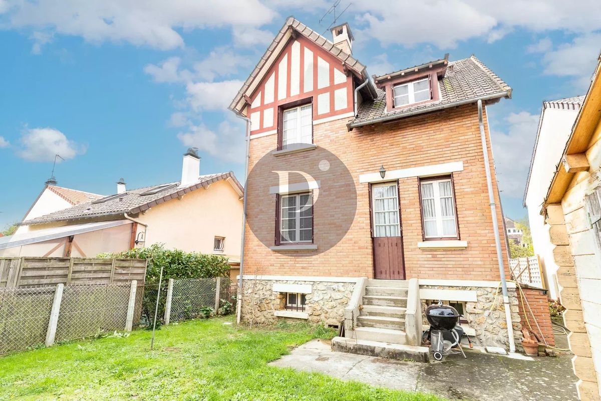 3 chambres Maison à Verrières-le-Buisson, France No. 186261