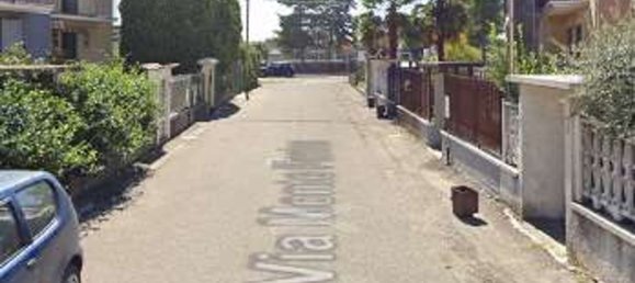 6 rooms House in Fagnano Olona, Italy No. 14488 15