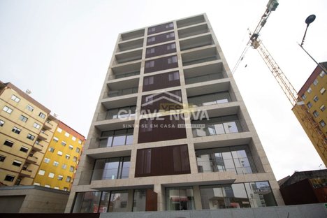 Квартира с 2 спальнями в Вила Нова ди Гая, Португалия № 46154