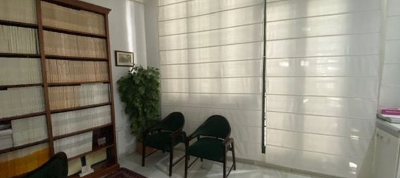 4 bedrooms Apartment in Malaga, Spain No. 107878 9