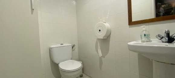 4 bedrooms Apartment in Malaga, Spain No. 107878 20