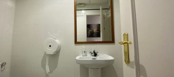 4 bedrooms Apartment in Malaga, Spain No. 107878 19