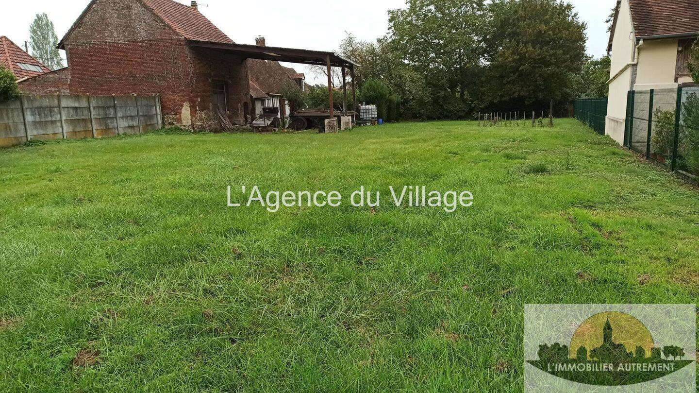 980m² Land in Auneuil, France No. 71269