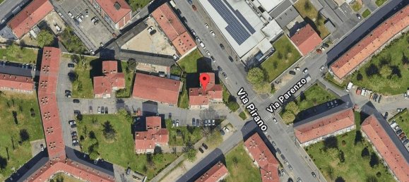 1 bedroom Apartment in Turin, Italy No. 302466 2